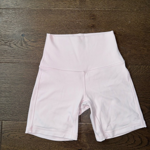 lululemon athletica Light Pink Bike Shorts - Picture 1 of 2